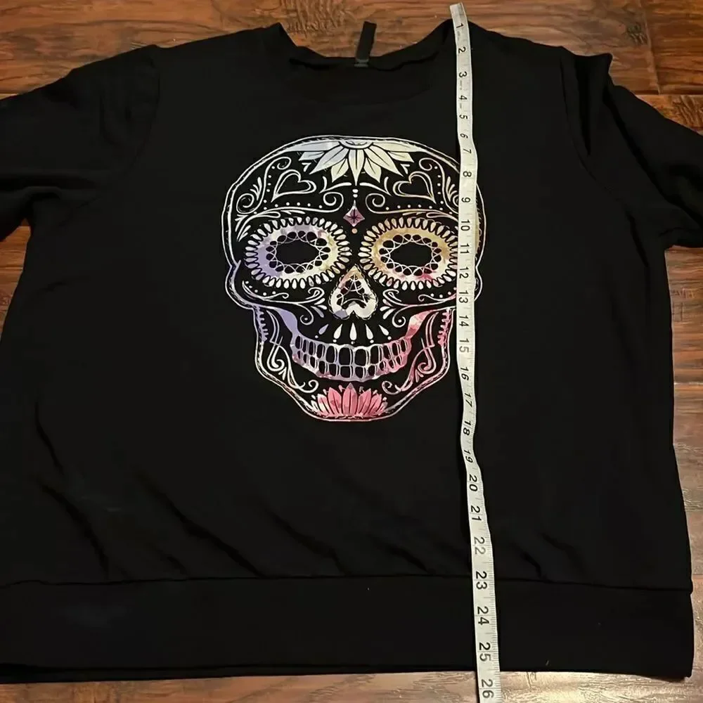 Torrid Black Skull Design Graphic Sleep Pullover Shirt Casual Cozy Comfy